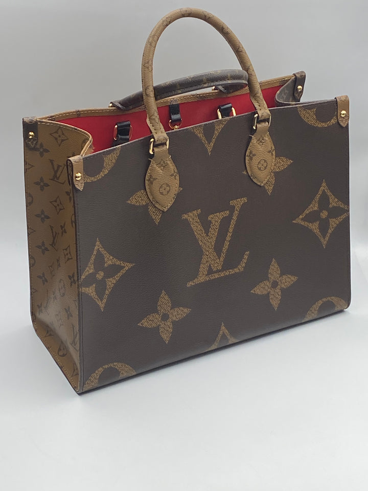 Louis Vuitton tote OnTheGo MM