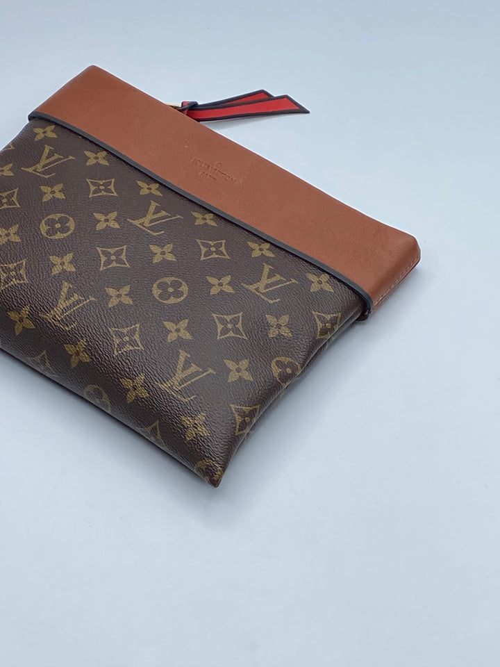 Louis Vuitton Monogram Tuileries Pochette