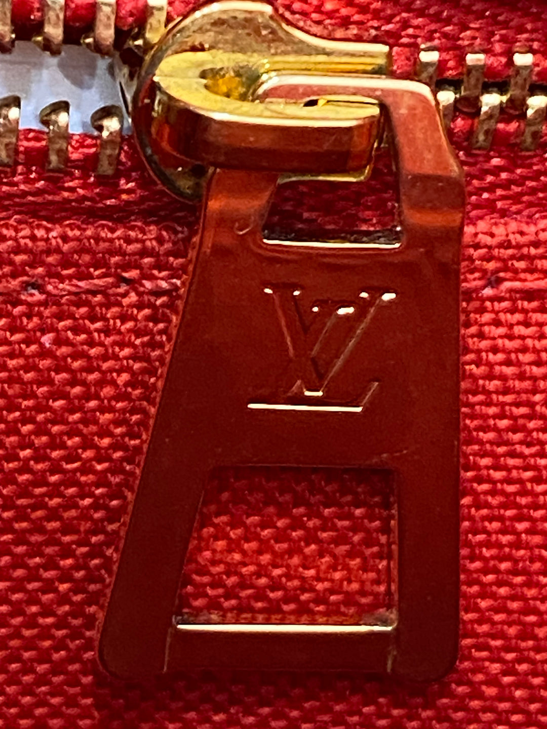 Louis Vuitton OnTheGo PM