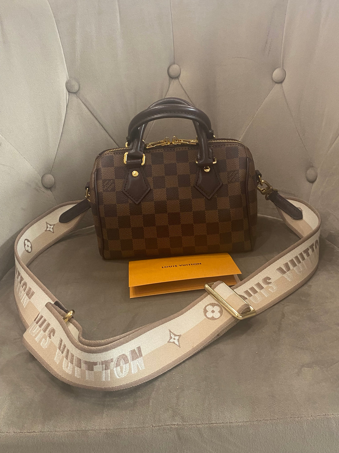 Louis Vuitton Speedy Bandoulière 20