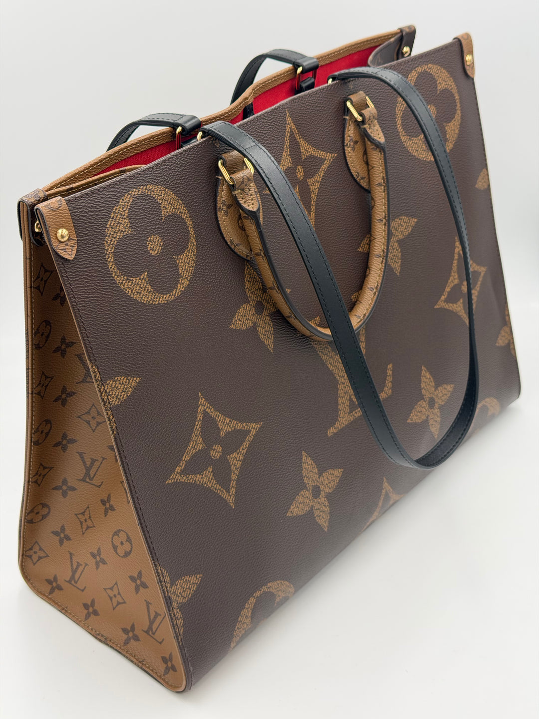 Louis Vuitton OnTheGo GM