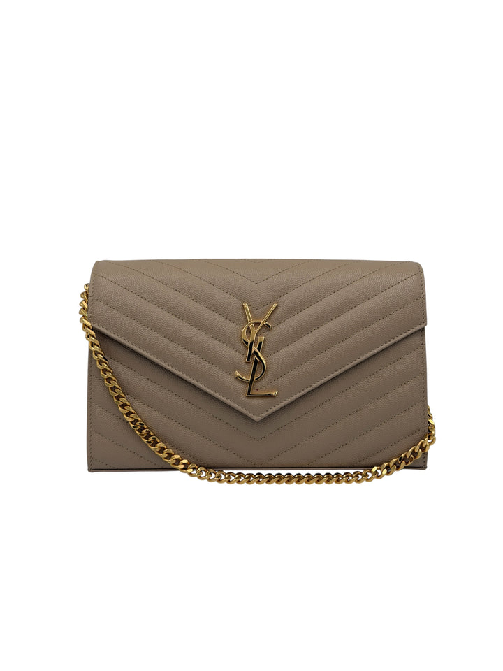 Saint Laurent pochette cassandre con catena