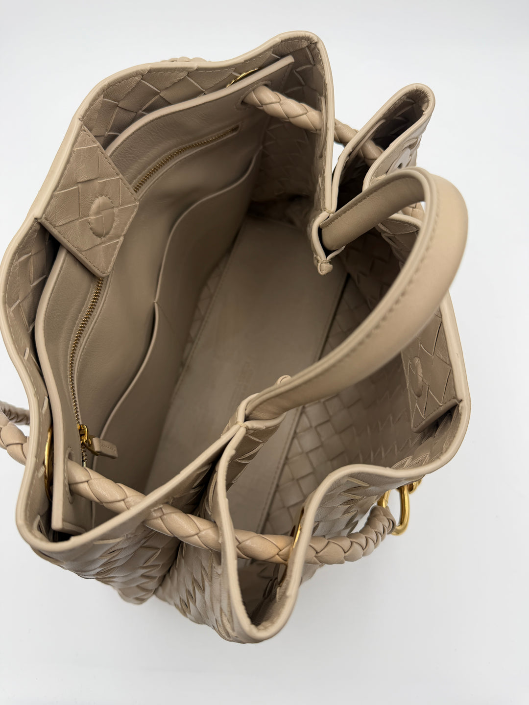 Bottega Veneta Andiamo Media