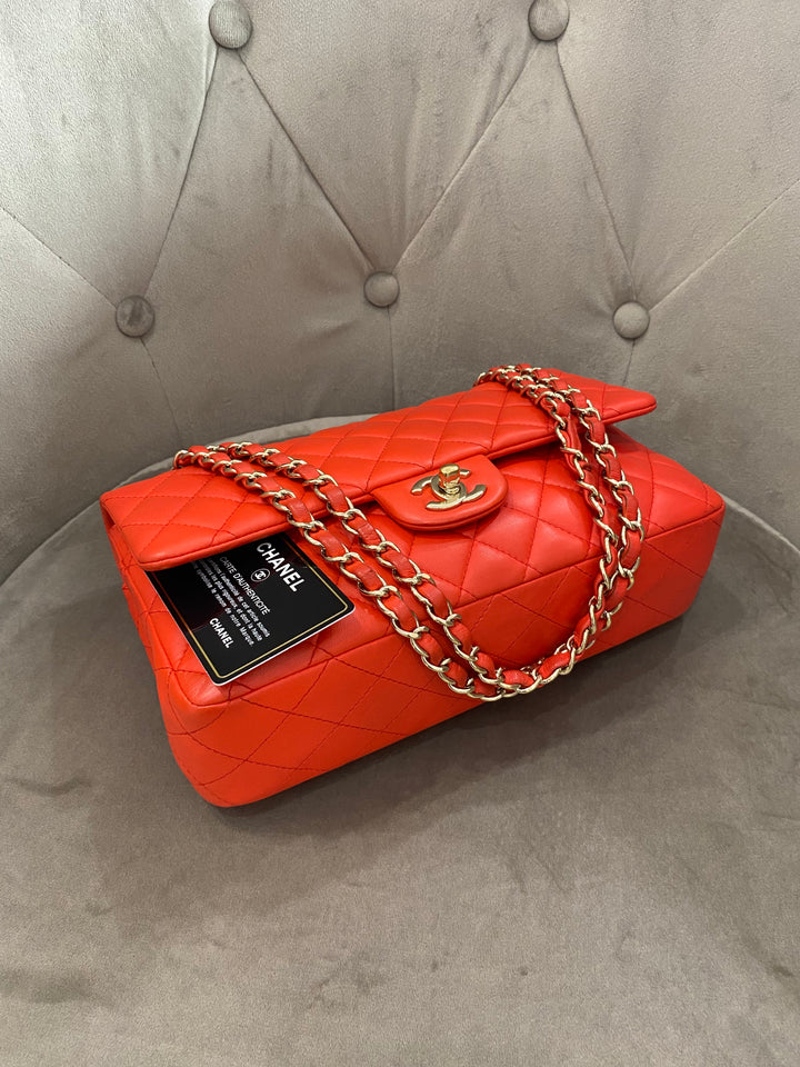 Chanel classica media
