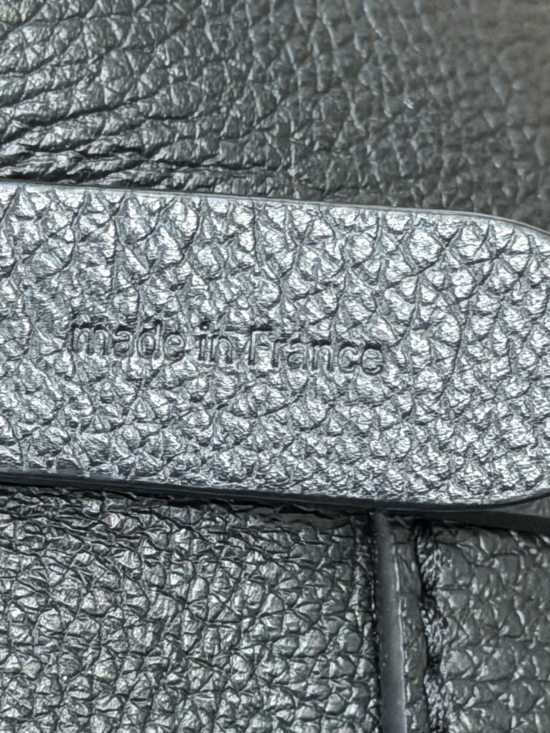 Louis Vuitton Lock & Walk