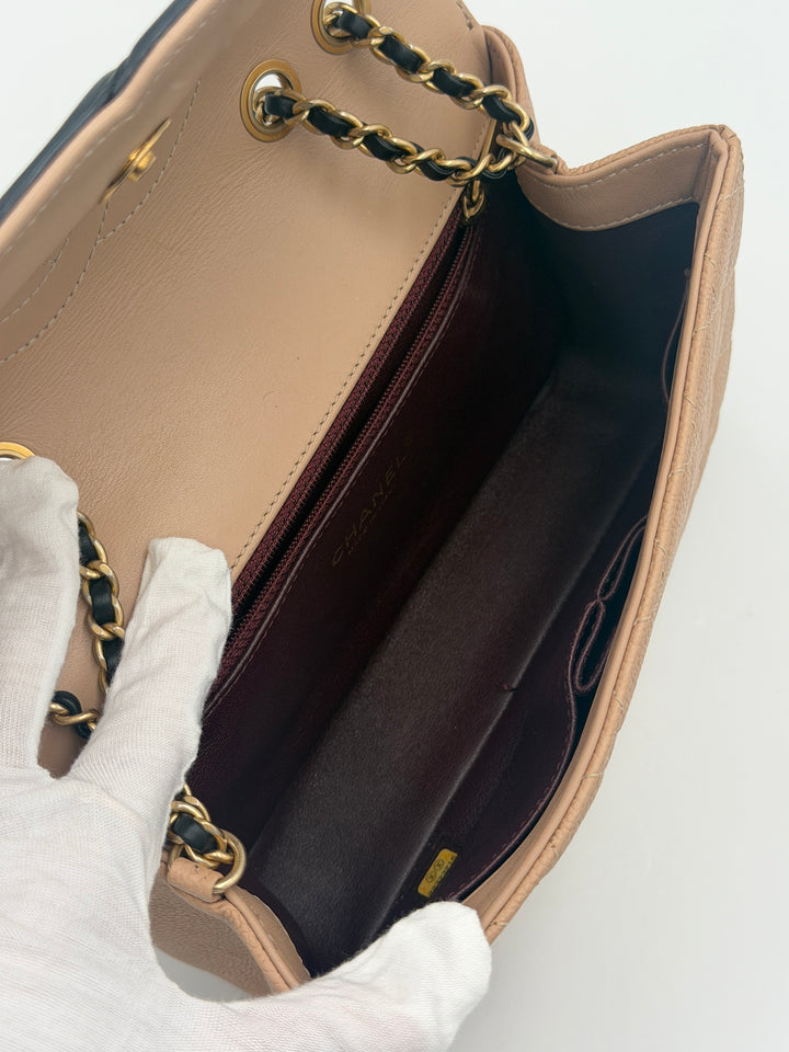 Chanel CC Filigree Flap Small