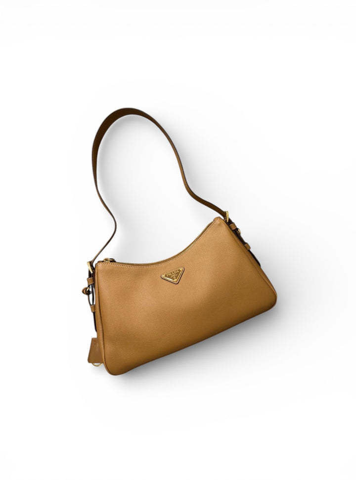 Prada Aimée media