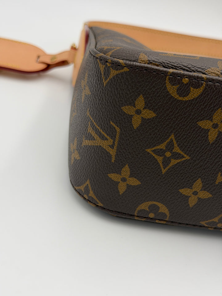 Louis Vuitton Slouchy PM