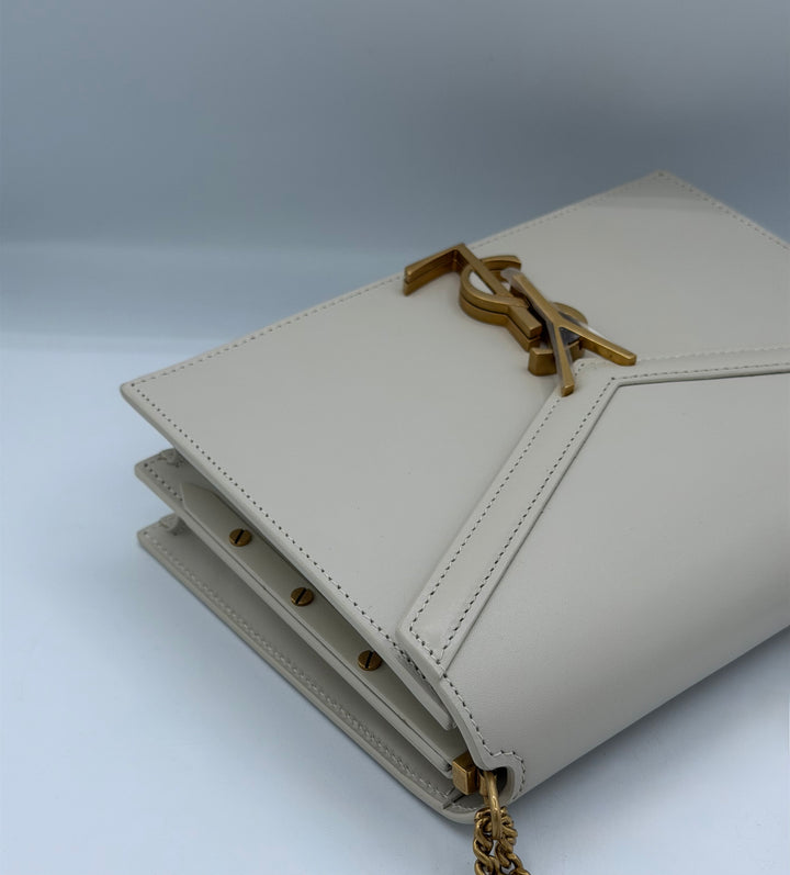 Saint Laurent Cassandra Medium