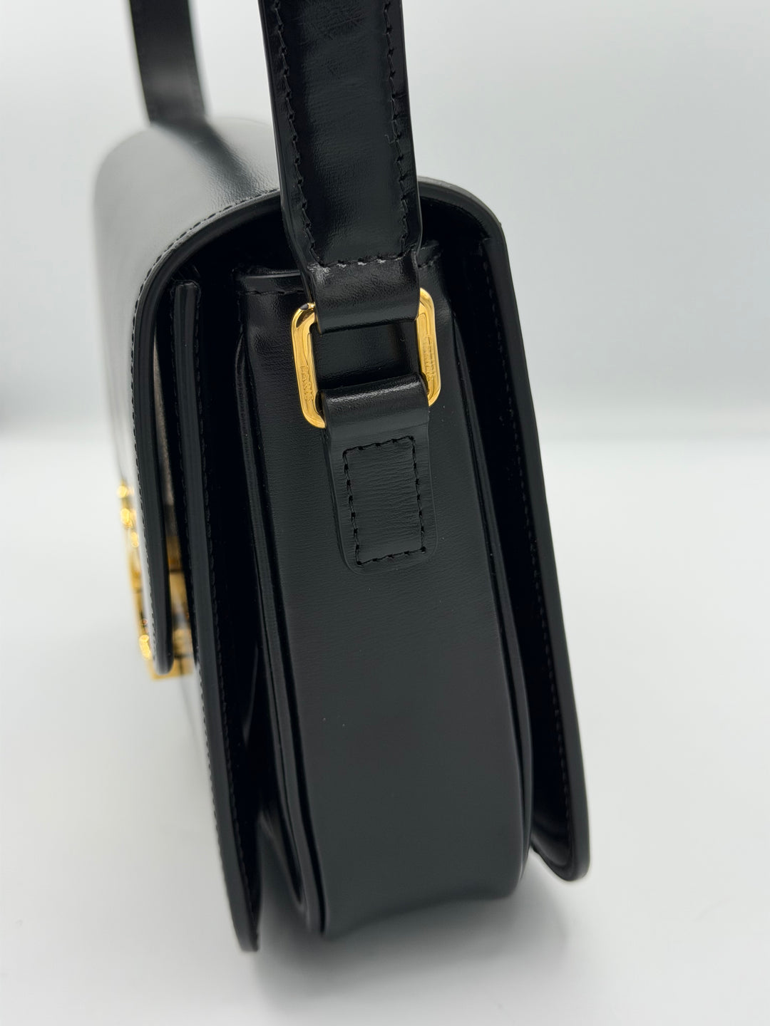 Celine Triomphe nera