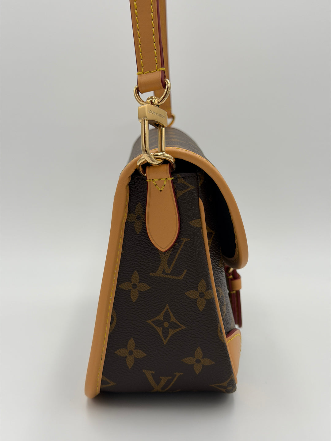 Louis Vuitton Diane Monogram