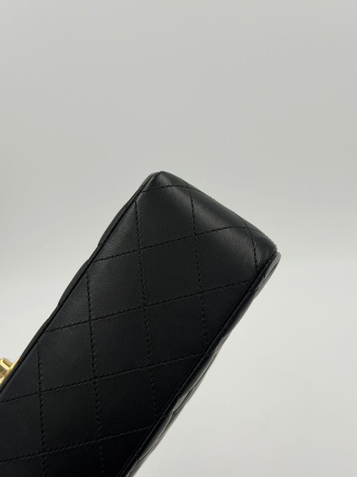 Chanel Classic 11.12