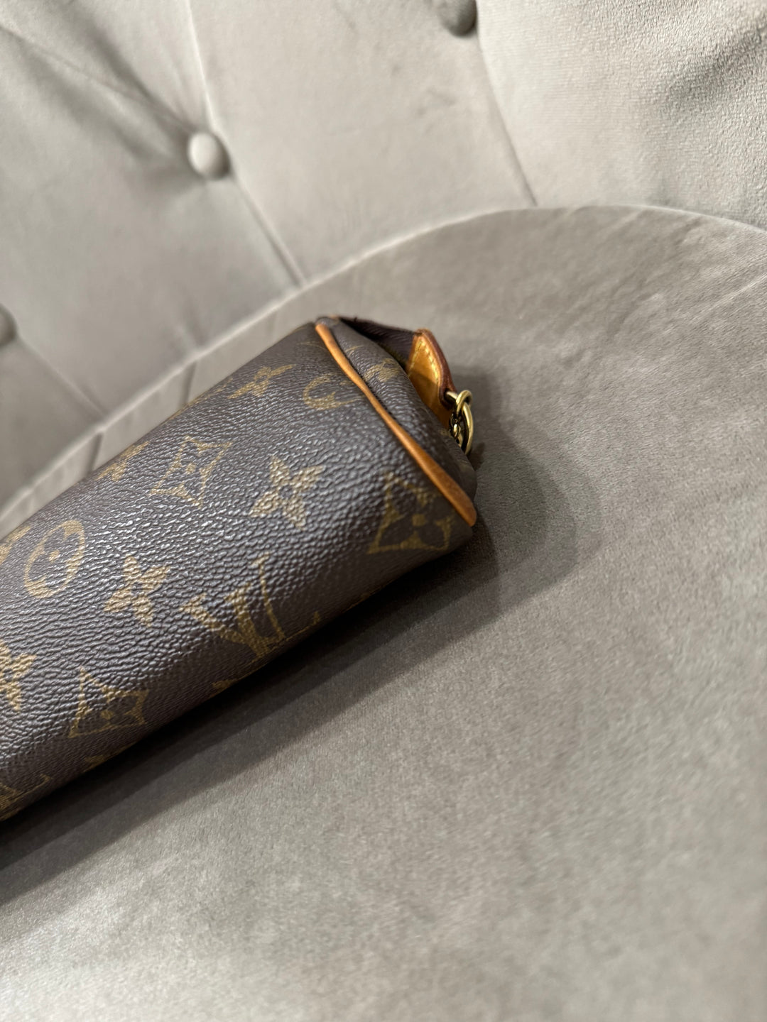 Louis Vuitton Eva Clutch