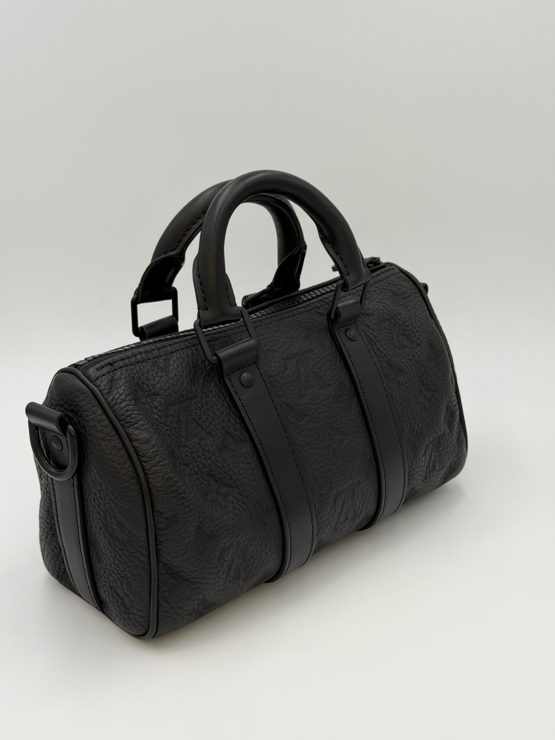 Louis Vuitton Keepall Bandoulière 25