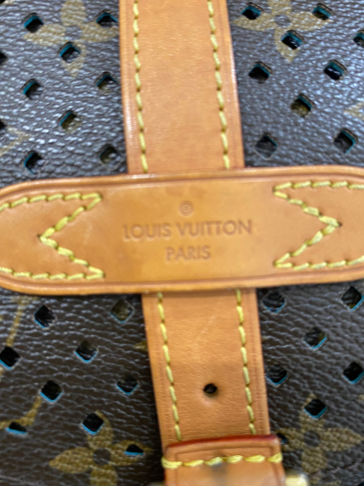 Louis Vuitton Borsa Saumur 30 in tela e pelle con Monogram traforato