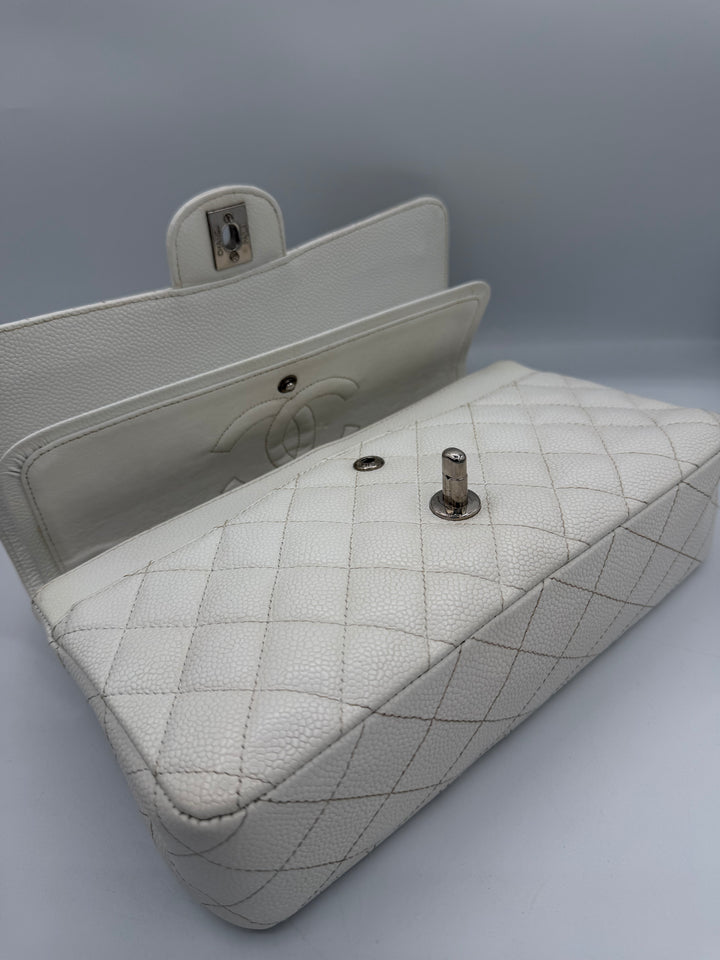 Chanel Classic flap media