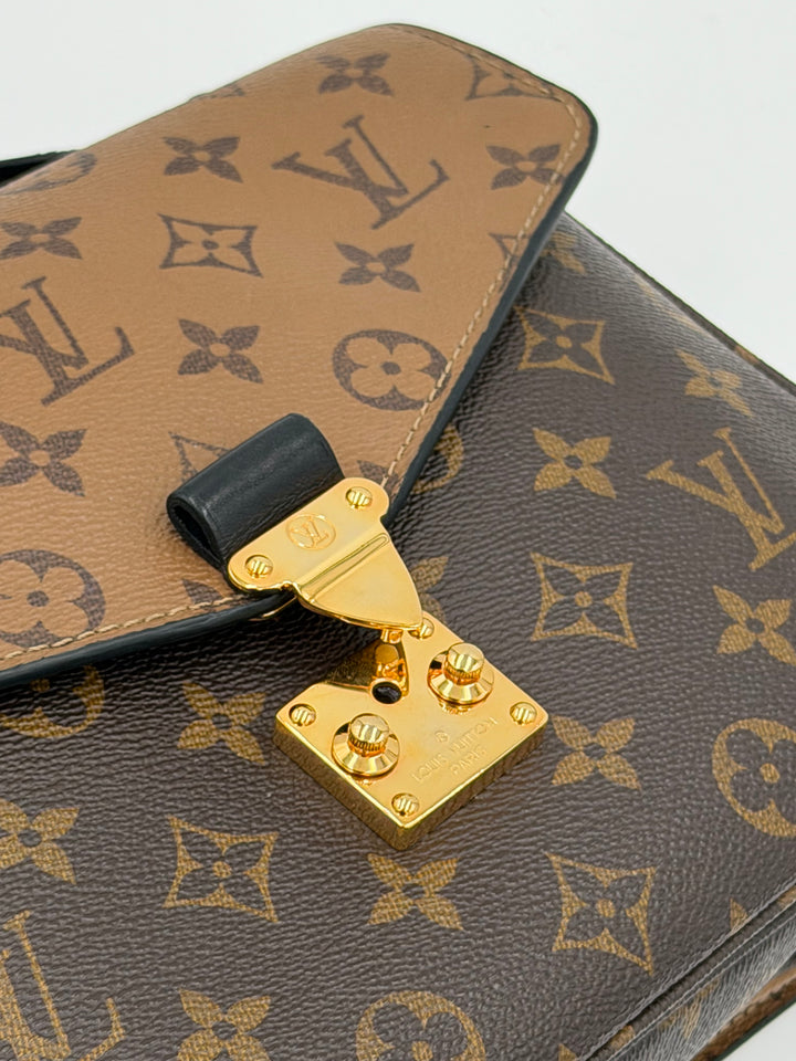 Louis Vuitton Pochette Métis – Reverse