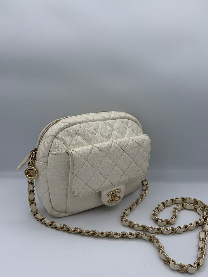 Chanel camera bag in pelle martellata