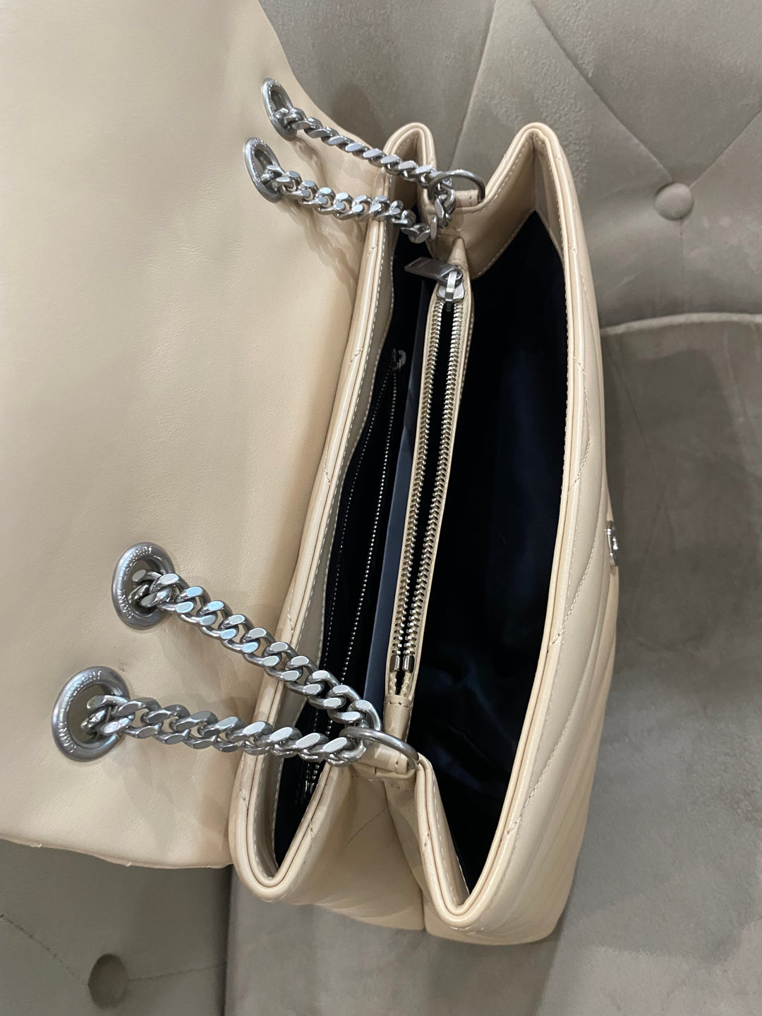 Saint Laurent Medium LouLou  Beige