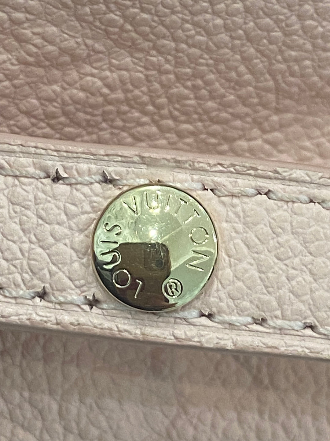 Louis Vuitton Sechiello