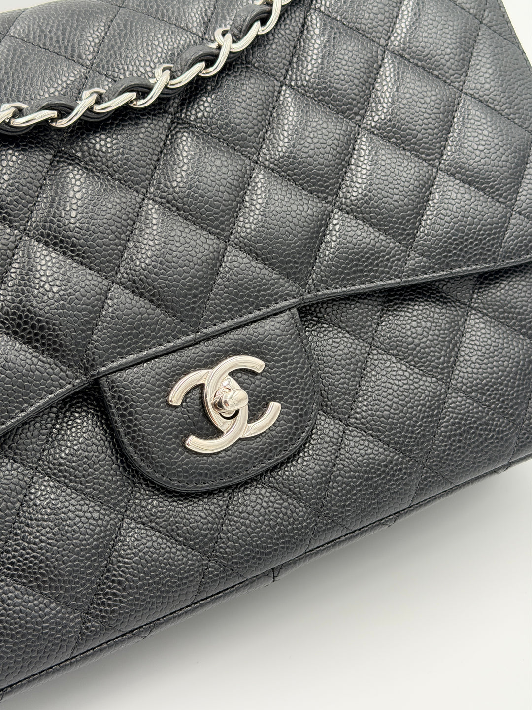 Chanel Timeless Jumbo