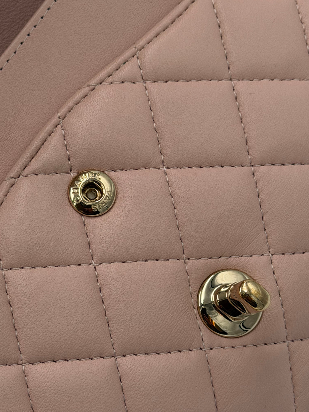 Chanel Classic 11.12