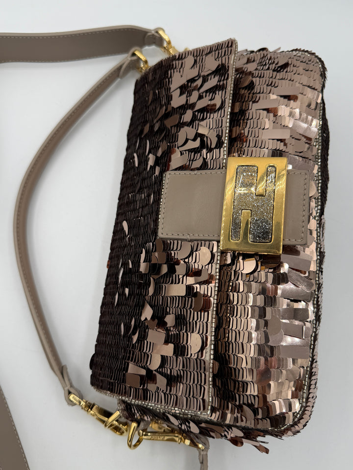 Fendi Baguette Media
