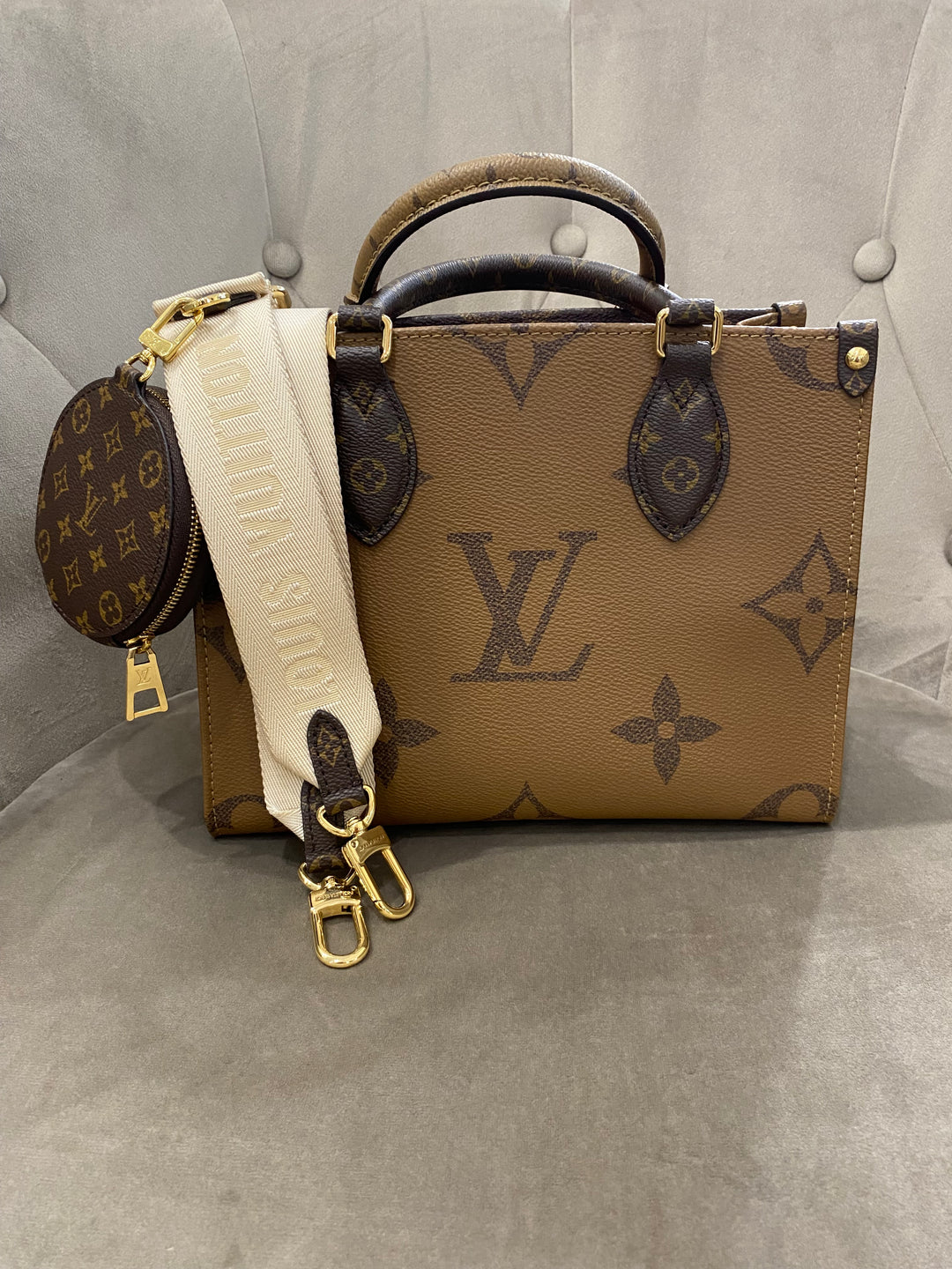 Louis Vuitton OnTheGo PM