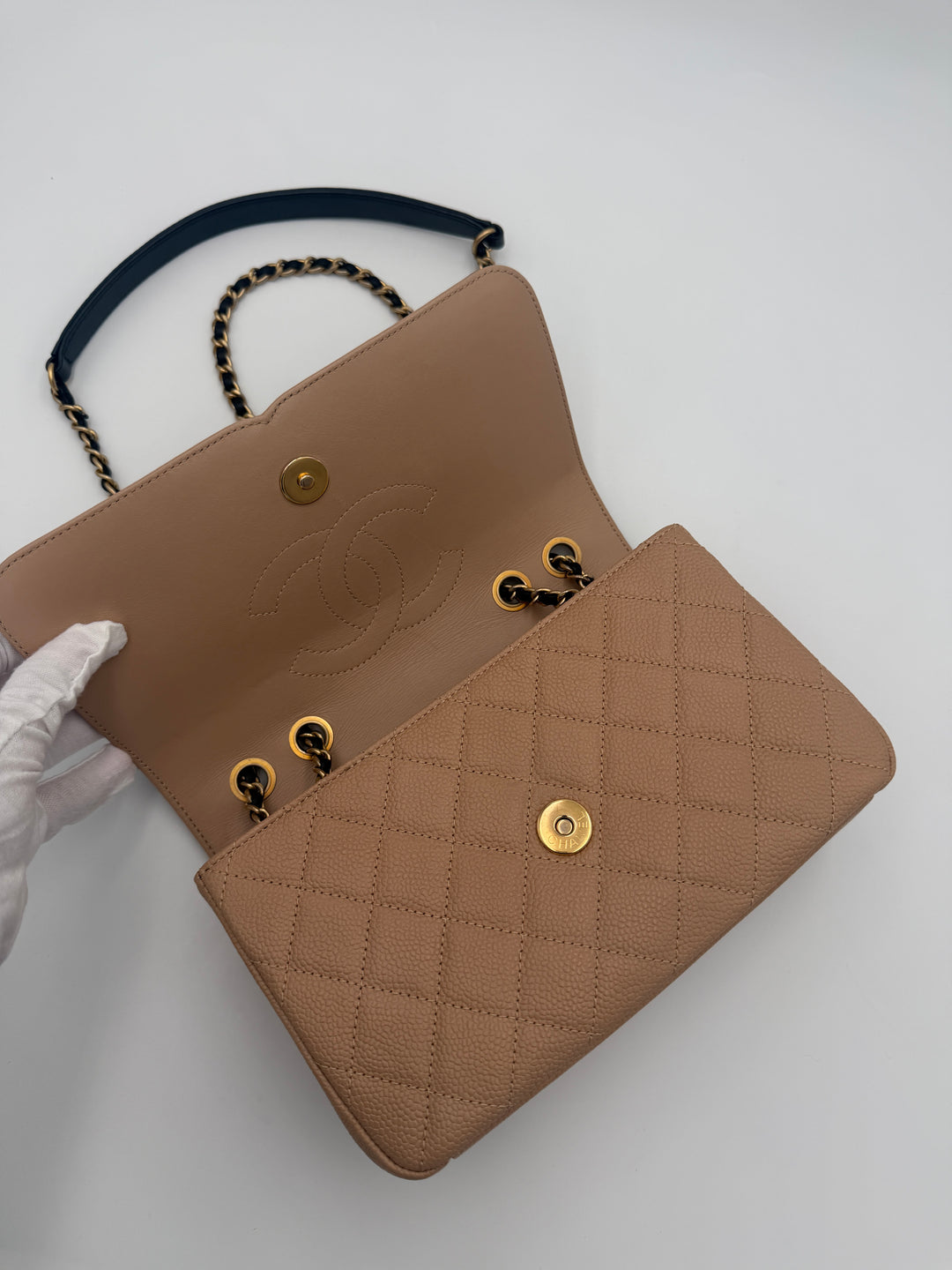 Chanel CC Filigree Flap Small