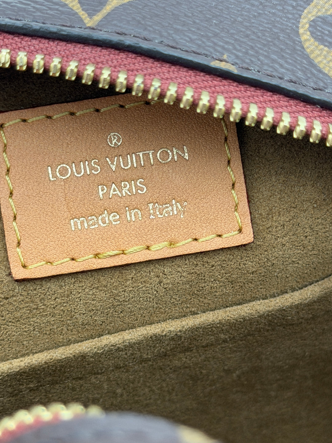 Louis Vuitton Boîte Chapeau Souple PM