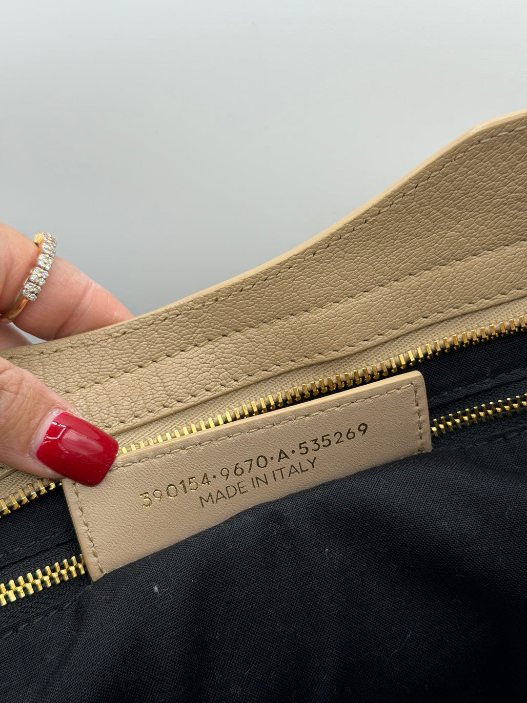 Balenciaga City