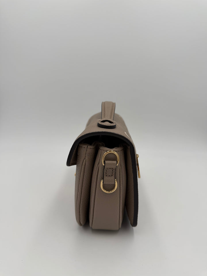 Louis Vuitton Pochette Métis East West