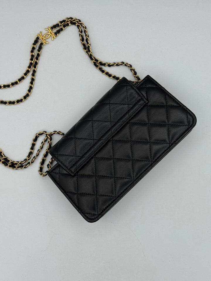 Chanel Wallet on Chain