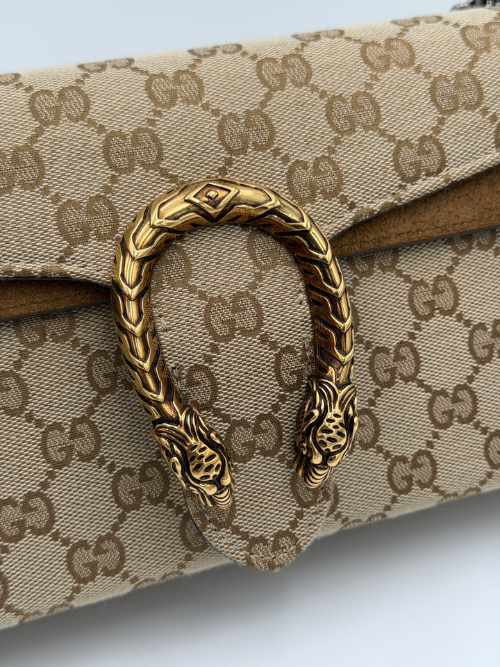 Gucci Dionysus Medium Shoulder Bag