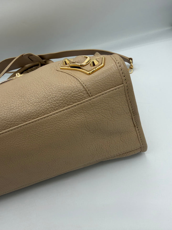 Balenciaga City