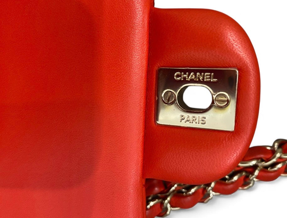 Chanel classica media