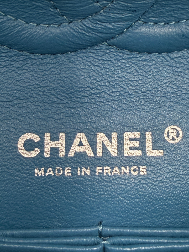 Chanel Classic 11.12