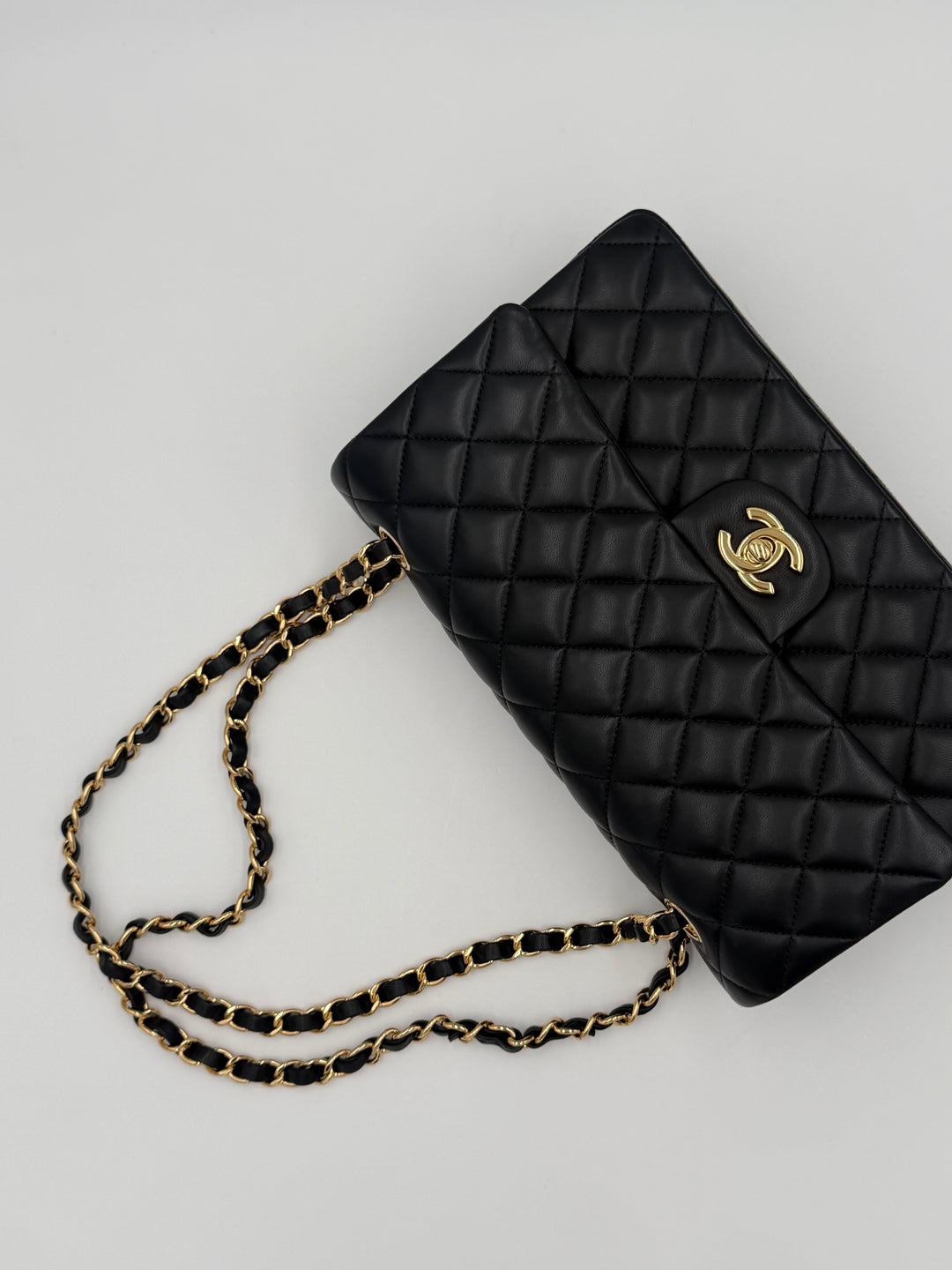 Chanel Classic 11.12
