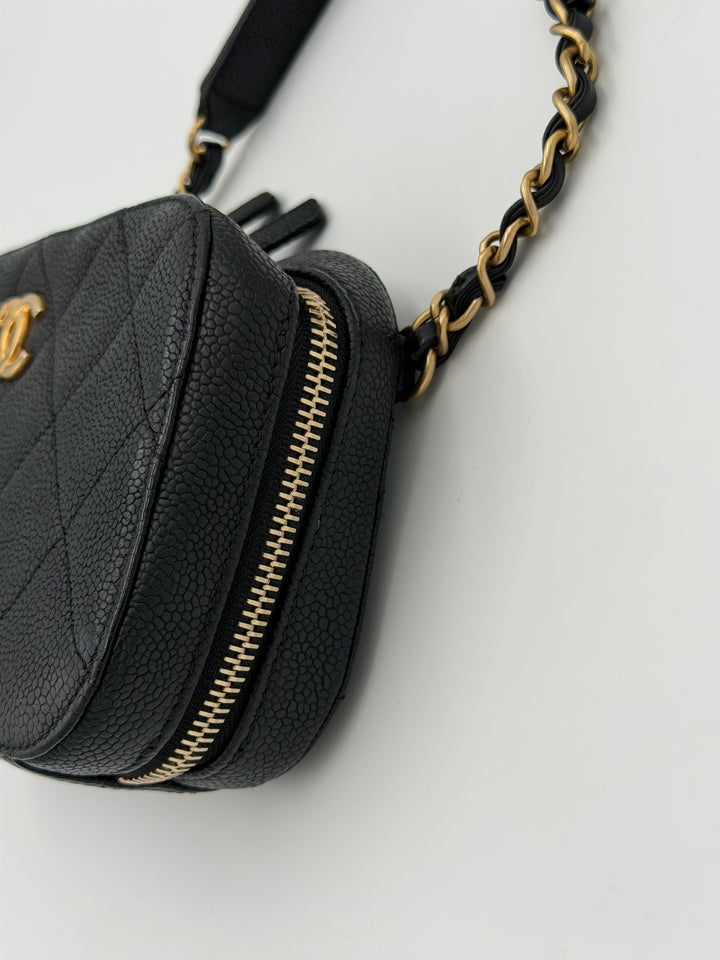 Chanel black caviar camera /marsupio mini bag