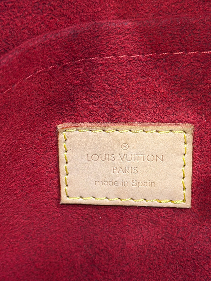 Louis Vuitton Croissant GM