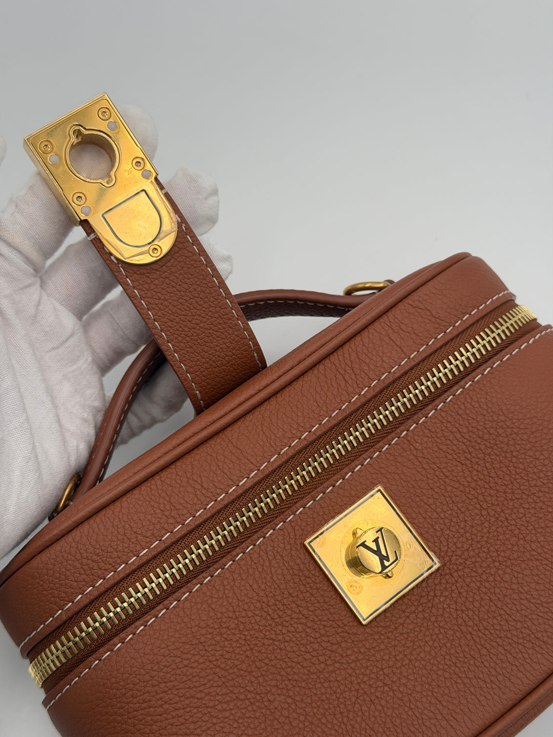 Louis Vuitton Pochette Vanity Low Key