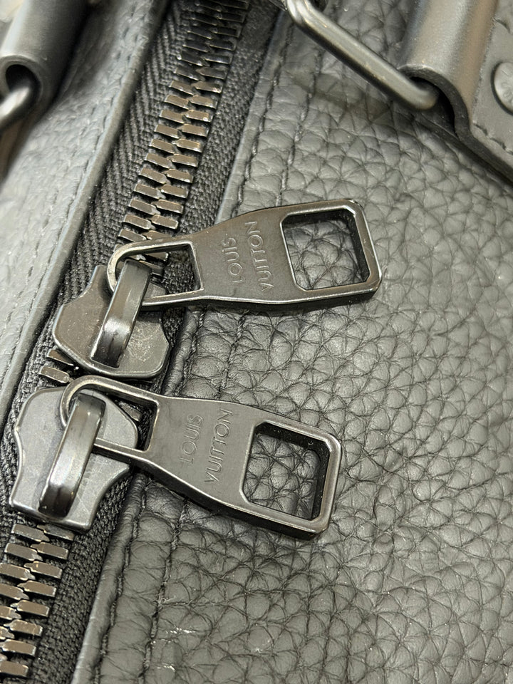 Louis Vuitton Keepall Bandoulière 35