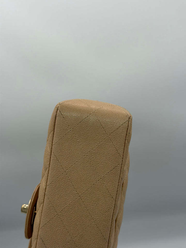 Chanel Classic Flap 23 cm