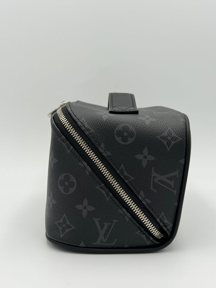 Louis Vuitton Pochette Toiletry