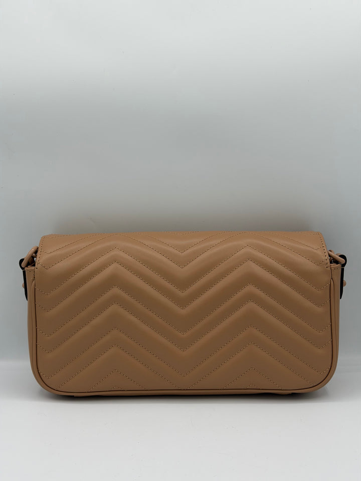 Gucci GG Marmont a spalla