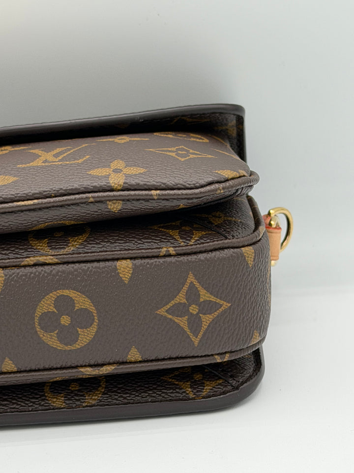 Louis Vuitton metis east west
