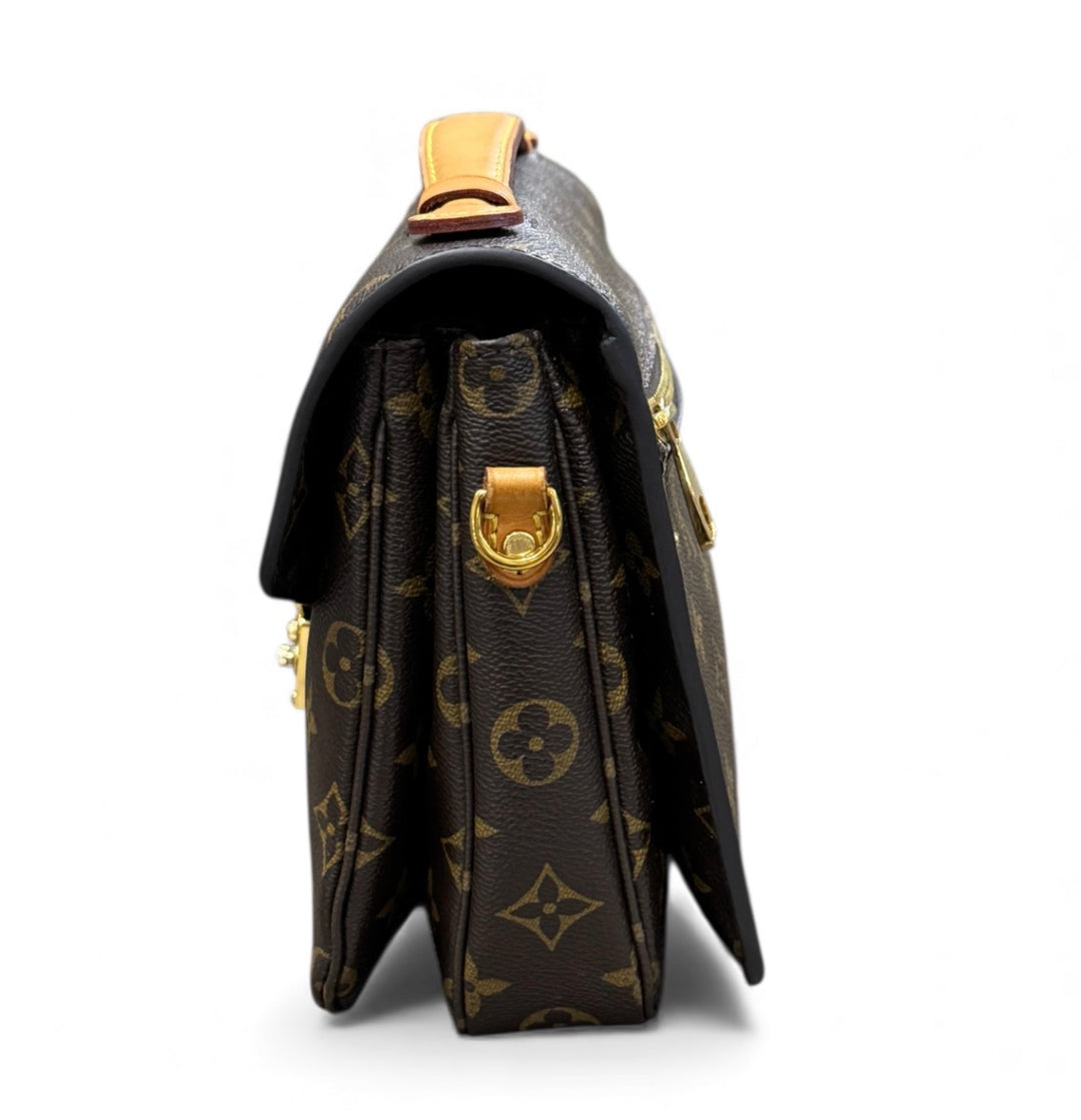 Louis Vuitton Pochette Métis