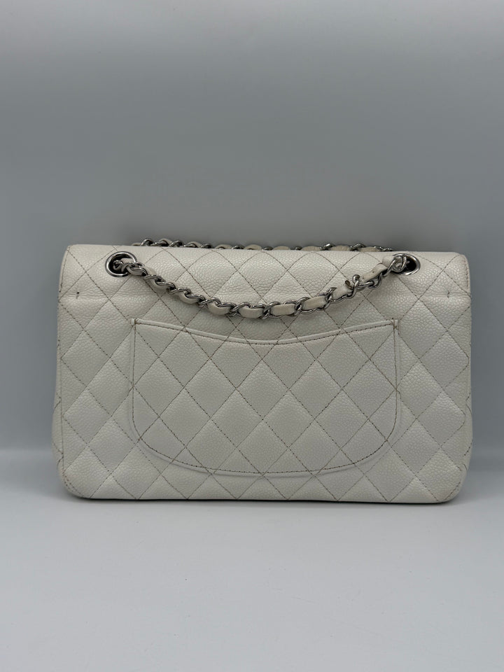 Chanel Classic flap media