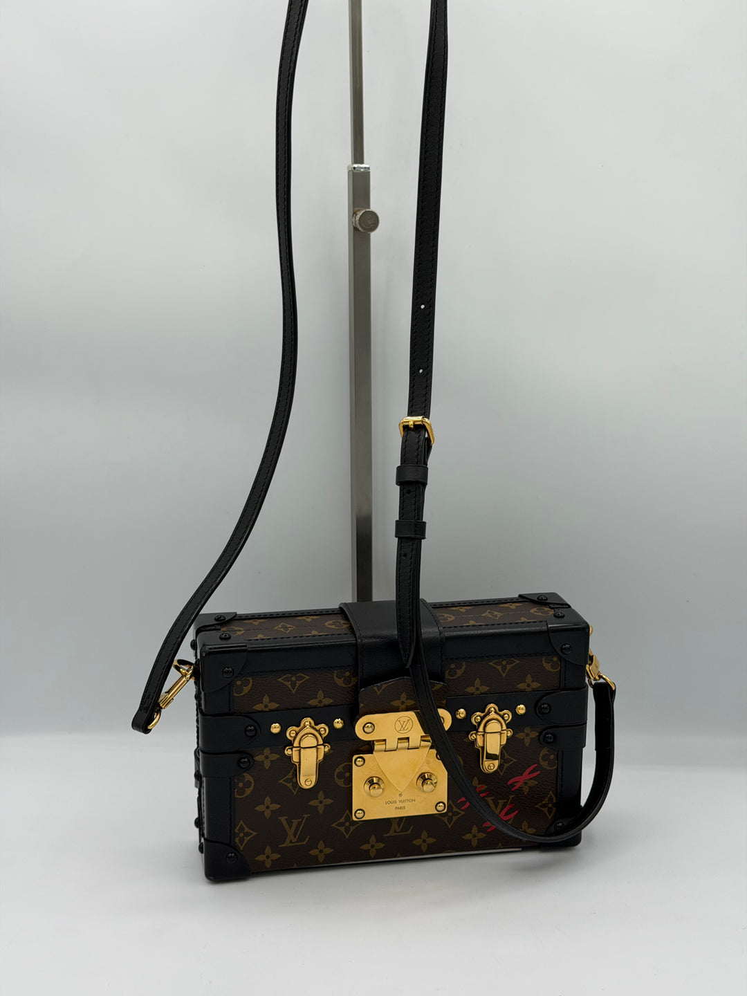 Louis Vuitton Petite Malle