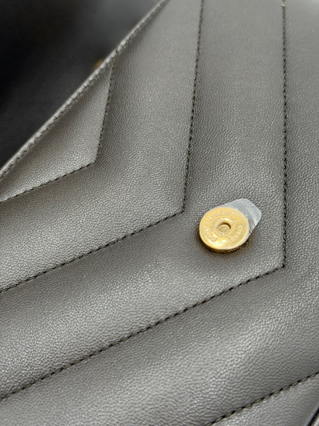 Saint Laurent Loulou Small